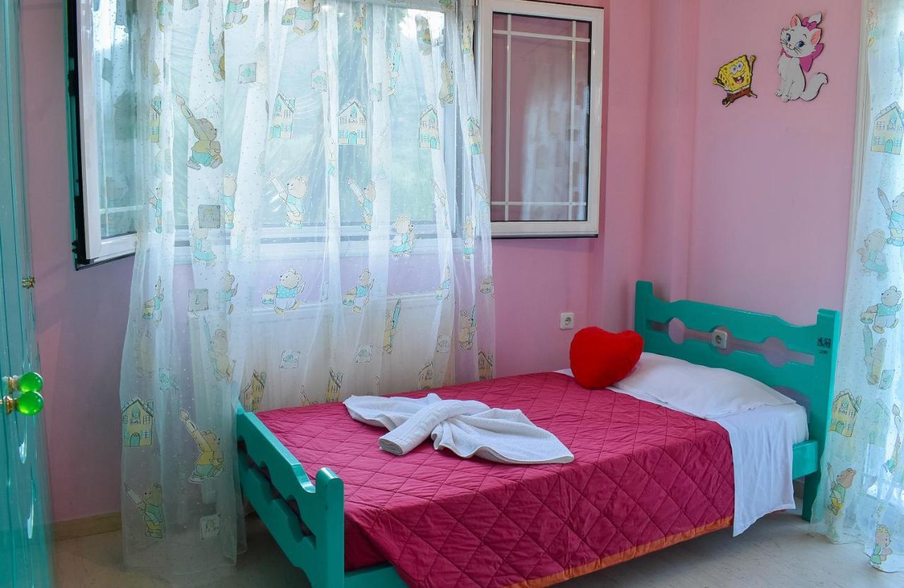 Fiolítis Vicky'S Village Private House מראה חיצוני תמונה